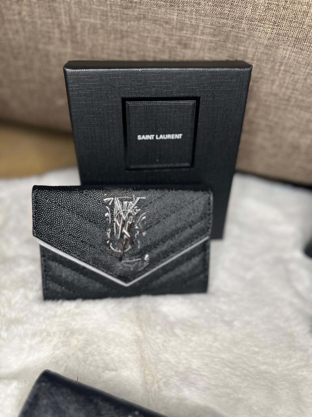 Portafoglio YSL cassandre piccolo