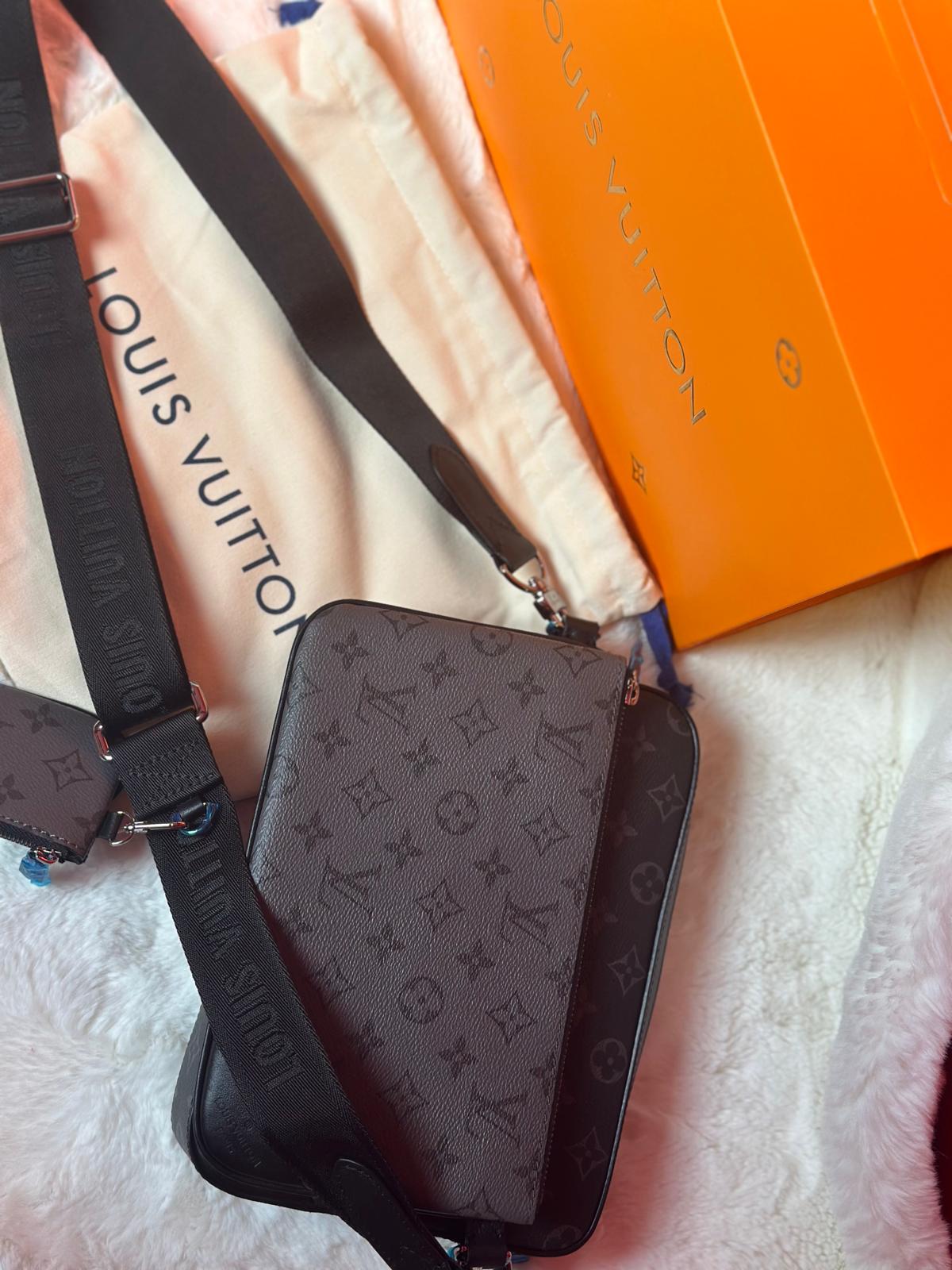 Trio messenger LOUIS VUITTON
