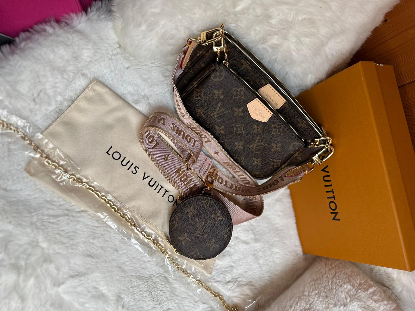 Multi pochette LOUIS VUITTON