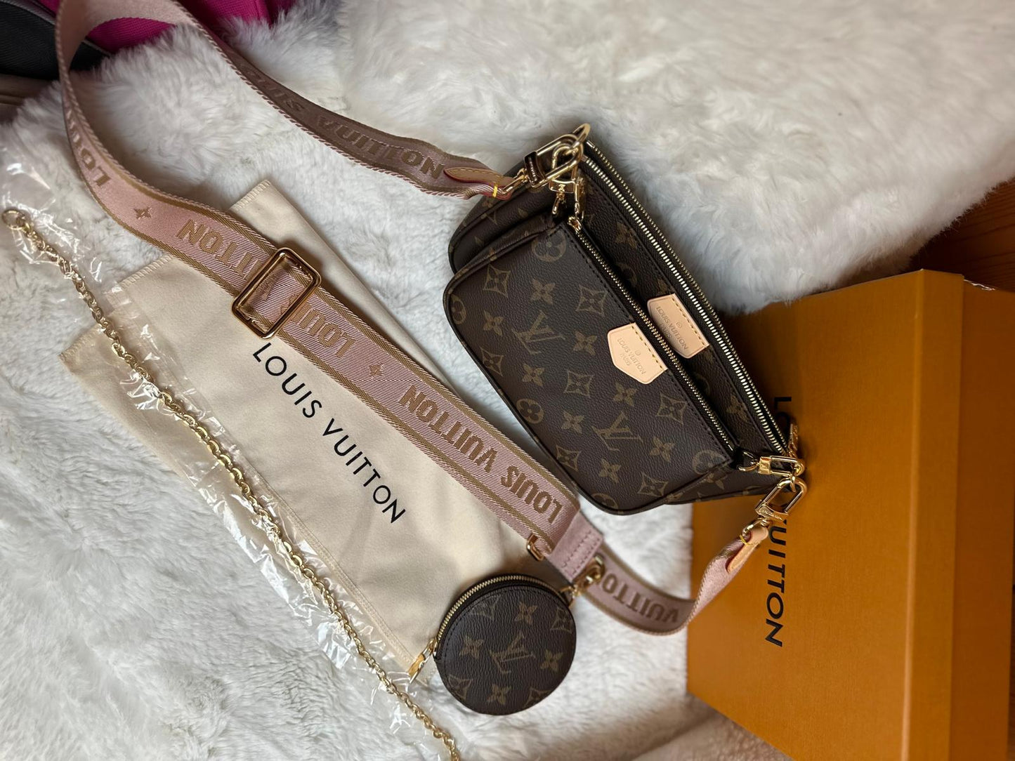 Multi pochette LOUIS VUITTON
